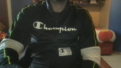 vic online show from November 10, 2:00 pm