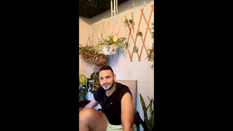 kevin online show from December 20, 5:03 am