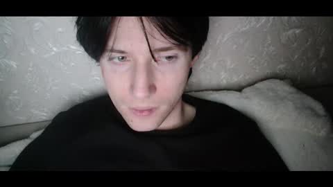 vitiligoboyy online show from December 21, 2:19 am