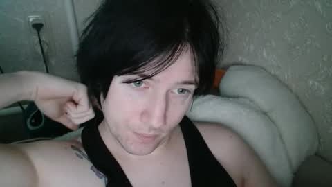 vitiligoboyy online show from February 5, 4:30 am