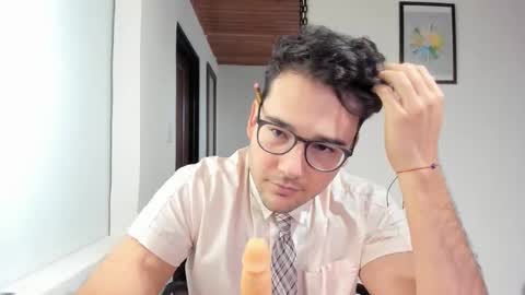 Snapshot of vito_ferrero chatting on October 24, 11:01 am Vito Ferrer online show from October 24, 11:01 am