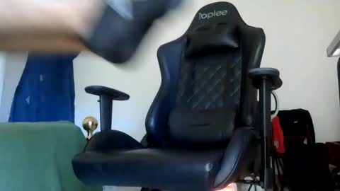 ghhhgh online show from February 15, 9:40 am