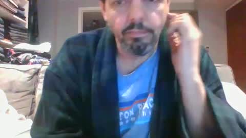 Snapshot of walker033 chatting on March 2, 5:33 am walker033 online show from March 2, 5:33 am