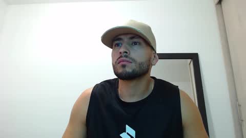 Snapshot of walter_brownn01 chatting on January 3, 3:12 pm WALTER BROWN  online show from January 3, 3:12 pm