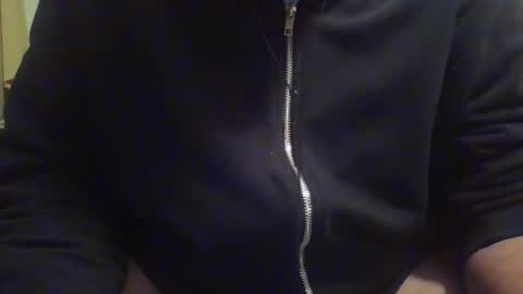 Snapshot of wanky357 chatting on October 5, 8:24 pm Tibo357 online show from October 5, 8:24 pm