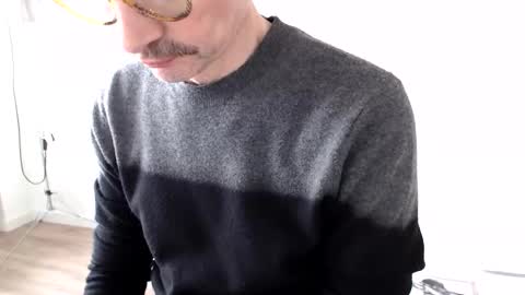 wave3210 online show from January 19, 1:57 pm