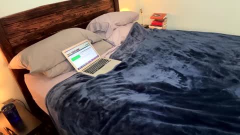 Wavemagnet bigcock hairy mature straight online show from January 19, 4:46 pm