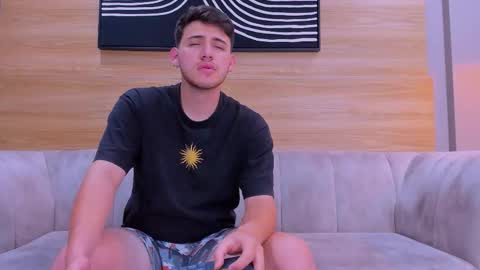 Jhonny Dick  his neighbors. online show from January 10, 7:17 pm