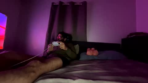 ShootingWebs online show from November 29, 6:59 am