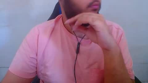 wellingtont online show from December 1, 2:42 pm