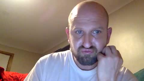 wfhamilton1988 online show from February 18, 6:33 am