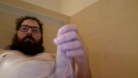 wheely19871606 online show from May 7, 7:25 pm