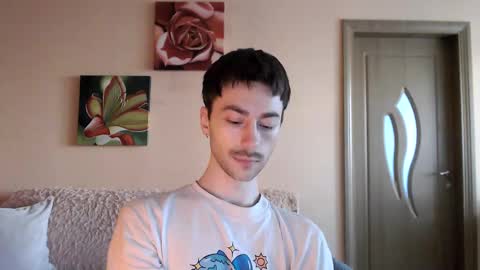 Tom online show from December 19, 12:24 pm