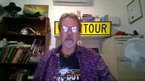 whiteboomer online show from February 6, 9:39 am