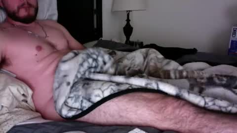 whitebubblebutt44 online show from December 17, 1:38 pm