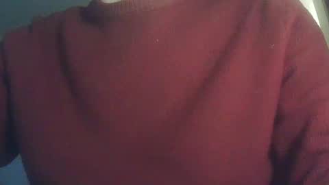 Snapshot of whiteduke81 chatting on March 6, 12:43 am Whiteduke online show from March 6, 12:43 am