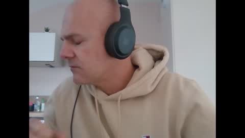 whiteeaglesrb online show from December 24, 2:54 pm