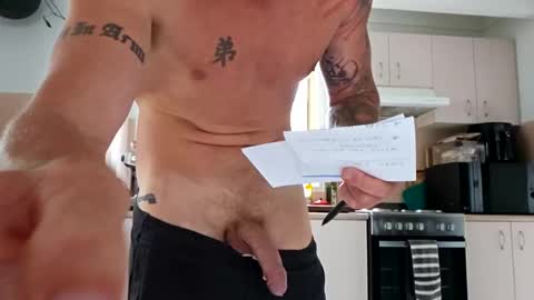 Snapshot of whitehung87 chatting on January 1, 8:26 pm whitehung87 online show from January 1, 8:26 pm