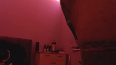 whoknowssss99 online show from October 18, 2:05 am