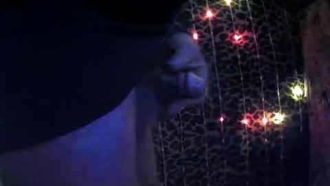 whor4mor online show from January 9, 11:15 am