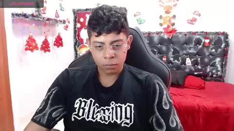 wiilliam online show from December 16, 3:54 pm