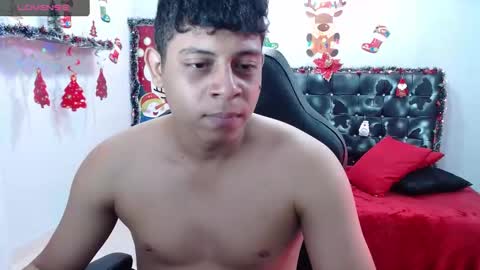 wiilliam online show from December 17, 5:04 pm