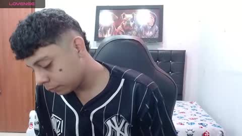 wiilliam online show from February 8, 12:39 pm