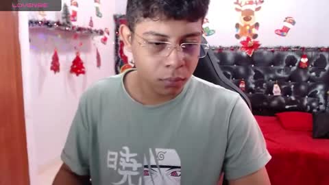 wiilliam online show from December 18, 2:17 pm