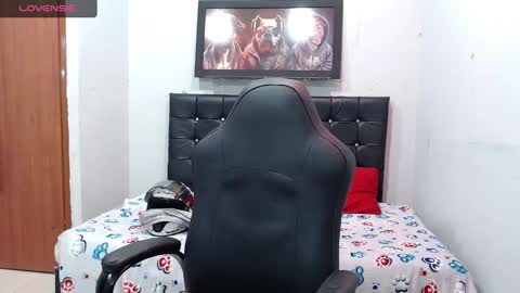 wiilliam online show from February 18, 11:22 am