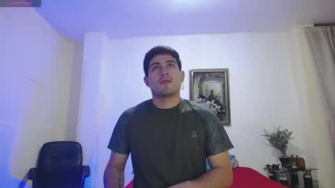 william_steel_ online show from February 1, 3:11 pm