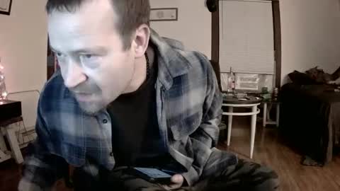 willydogg83 online show from December 2, 12:58 am