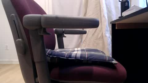 Snapshot of winsome_naked_gentleman chatting on January 20, 9:43 pm WInsome online show from January 20, 9:43 pm