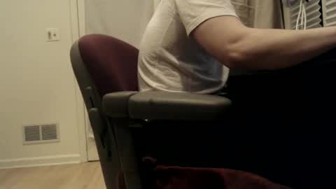 Snapshot of winsome_naked_gentleman chatting on February 3, 12:58 am WInsome online show from February 3, 12:58 am