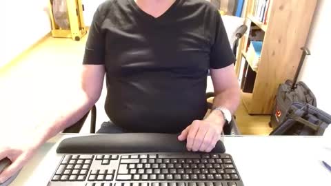 winterfreund99 online show from December 21, 12:57 pm