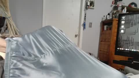 wisheyeknew2 online show from June 11, 2:53 am