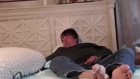 wldlife online show from November 12, 2:06 am