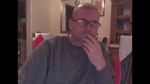 wobble444 online show from March 31, 1:40 am