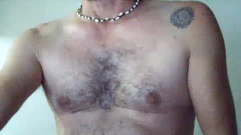 Luis online show from October 19, 3:22 am