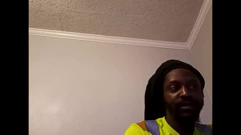 Snapshot of woodpipe69 chatting on October 3, 2:44 pm Woodpipe69 online show from October 3, 2:44 pm