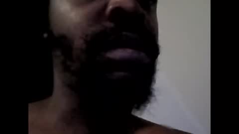 Snapshot of woodpipe69 chatting on October 12, 8:14 pm Woodpipe69 online show from October 12, 8:14 pm