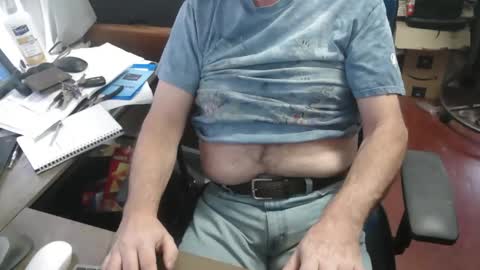 woodworker6473 online show from November 12, 2:23 pm