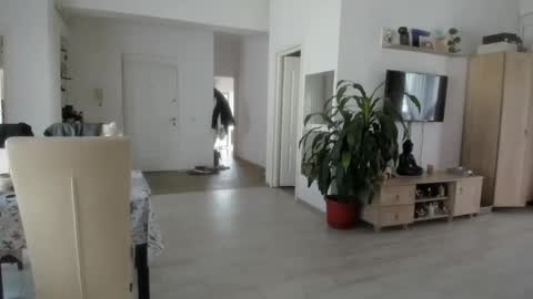 Wolfie online show from March 25, 9:13 am