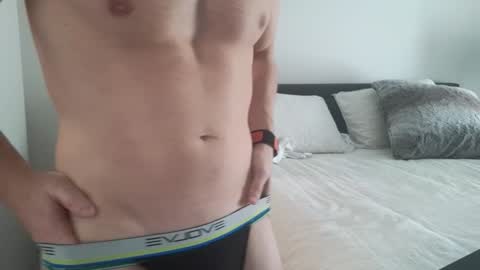 Snapshot of wrigley2024 chatting on January 4, 6:51 pm wrigley2024 online show from January 4, 6:51 pm