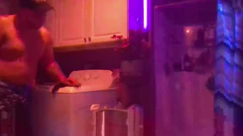 Snapshot of wundrsword33 chatting on September 14, 5:20 am BONER DONOR online show from September 14, 5:20 am