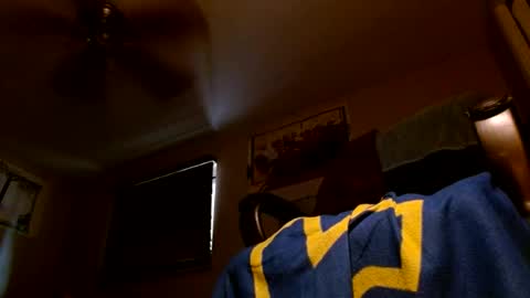 wvuguy1986 online show from June 14, 12:07 pm
