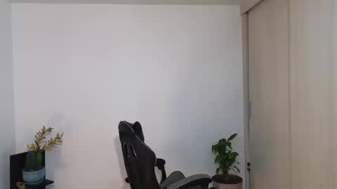 wyatt online show from September 25, 12:42 am