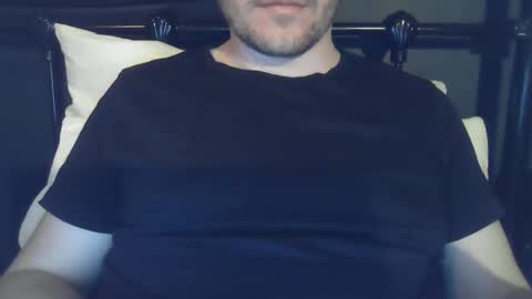 x_yes online show from February 7, 9:31 pm