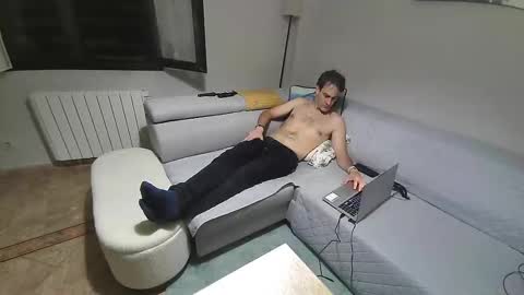 xalegarmax online show from October 3, 9:20 pm