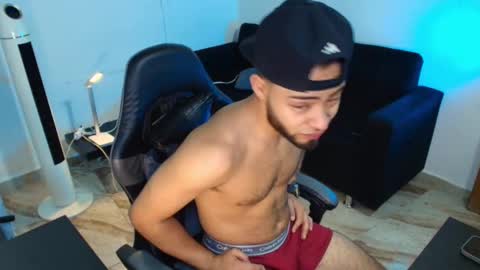 Xanderstone online show from March 20, 6:45 pm