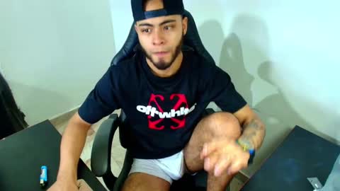 Xanderstone online show from March 8, 2:32 pm